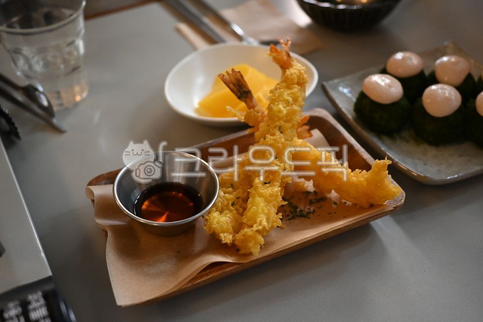 새우튀김,튀김,분식,튀김요리,음식,점심