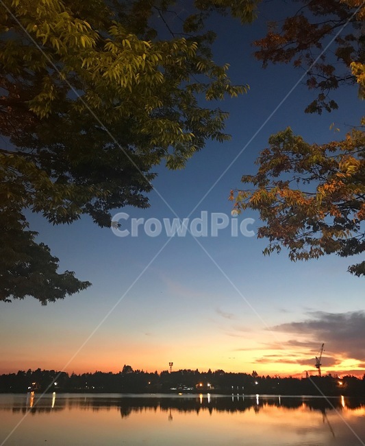 nature,자연,붉은하늘,일몰,sunset,하늘,공원,자연,풍경,nature,landscape,outdoors,옥외,dusk,황혼,dawn,새벽,sky,red sky,붉은 하늘