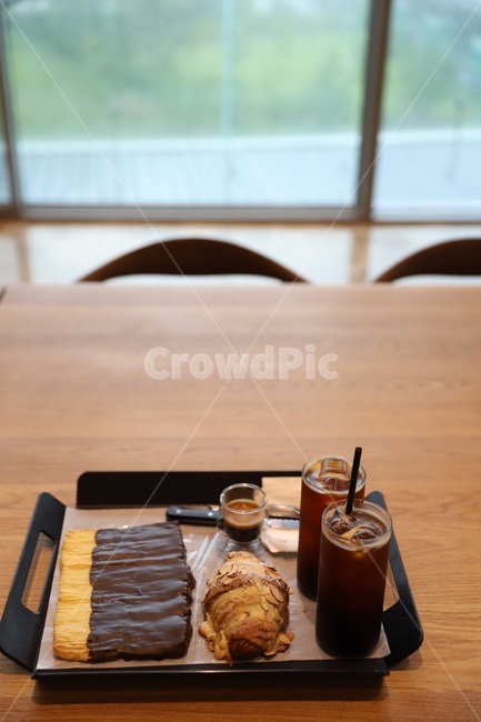 커피,홈카페,아이스아메리카노,아메리카노,로스팅,커피한잔,음식,식재료,요리,food,cook,meal,dishes,food reserves,디저트,간식,후식,dessert,snack