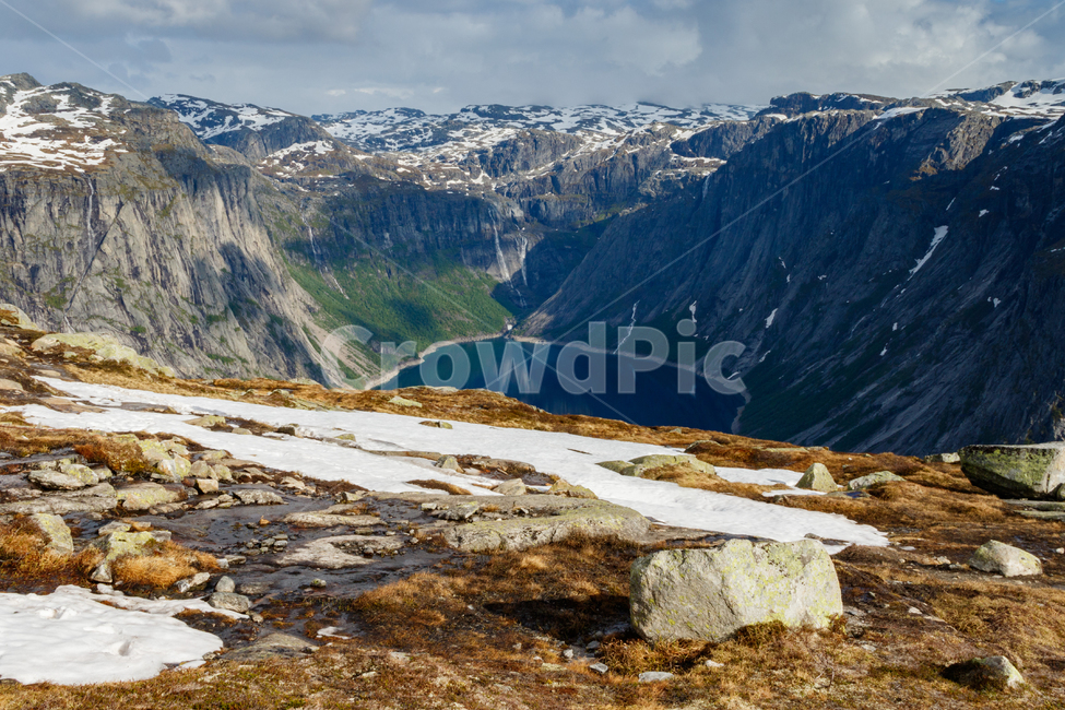 노르웨이,대자연,자연,풍경,트롤퉁가,세계,world,europe,트레킹,trekking,자연경관,nation,trolltunga,등반,자연,풍경,nature,landscape,해외,외국,세계,foreign,oversea,world,세계자연풍경,해외자연풍경,외국자연풍경,world nature landscape,plateau,고원,outdoors,옥외,land,땅