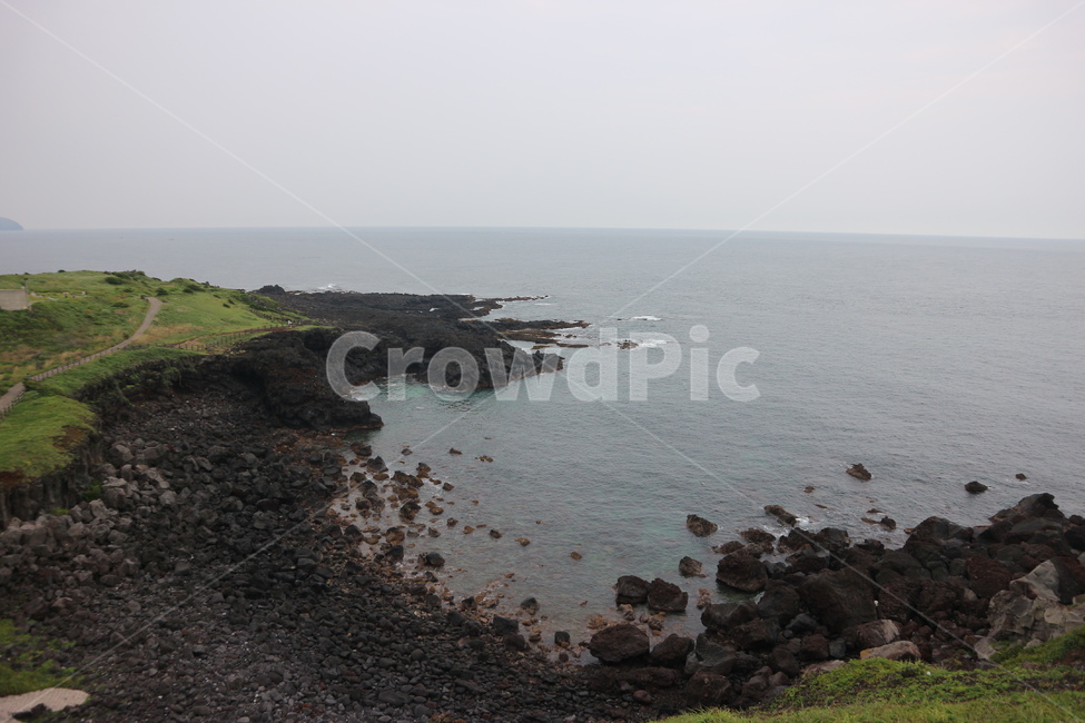 제주도,제주도바다,제주도풍경,바다풍경,제주도바위,제주도돌,자연,풍경,nature,landscape,land,땅,outdoors,옥외,shoreline,해안선,water,물,sea,바다,ocean,대양,promontory,곶,coast,연안