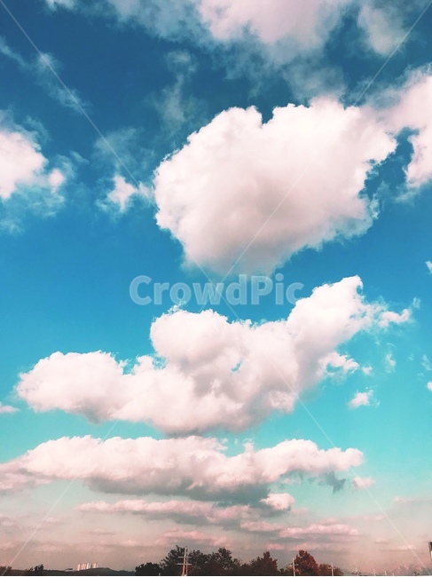 뭉개구름,구름,맑은하늘,하늘,파란하늘,자연,풍경,nature,landscape,outdoors,옥외,azure sky,푸른 하늘,sky