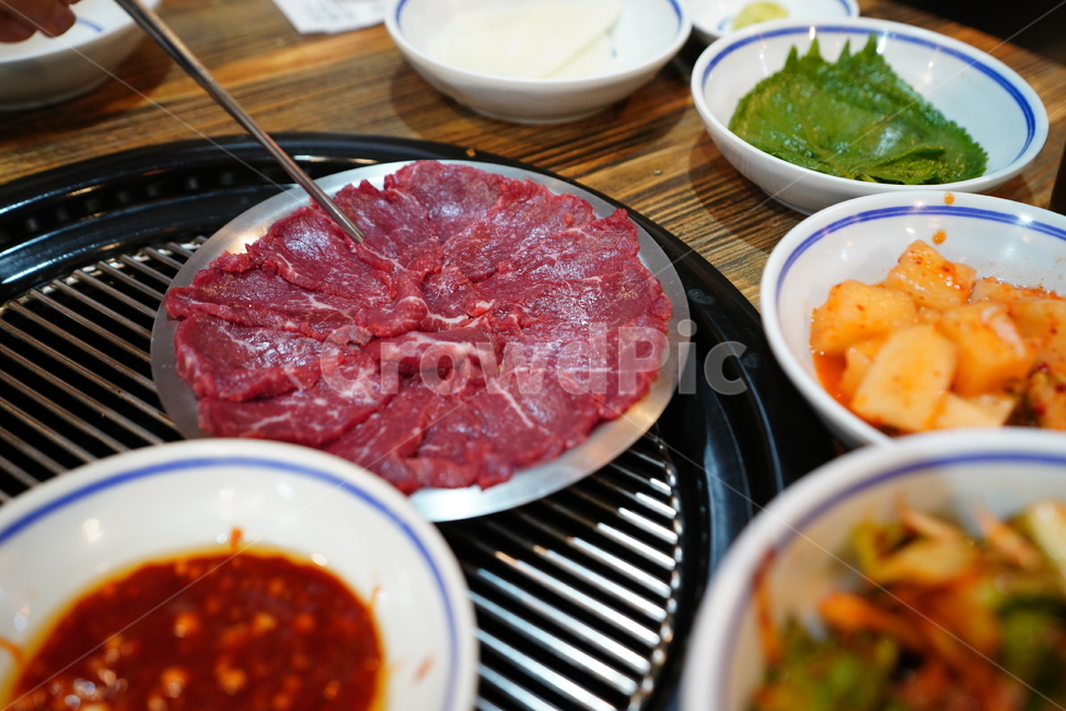 육사시미,고기,안주,먹거리,육류,음식,푸드,육식,소고기,한우,음식,식재료,요리,food,cook,meal,dishes,food reserves,육류,고기,meat,한식,한국음식,한국요리,korean food,korean dishes,korean meal,korean cook
