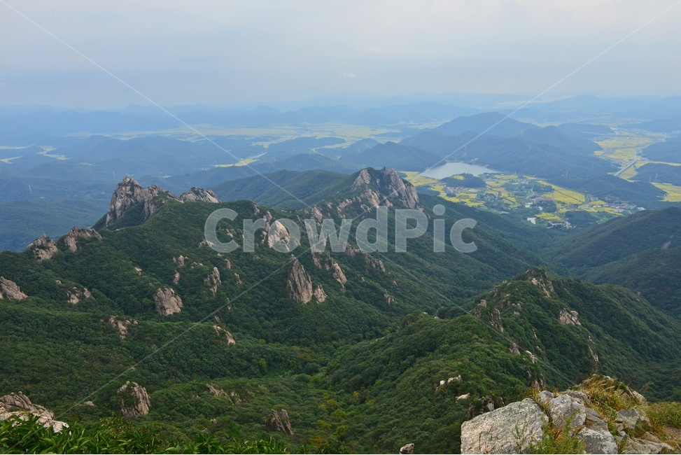 nature,자연,mountain,산,mountainrange,산맥,outdoors,옥외,경치,경관,풍경,영암,월출산,공원,국립공원,기암,괴석,기암괴석,절경,들녁,영암들녁,농업,농사,농경,경작