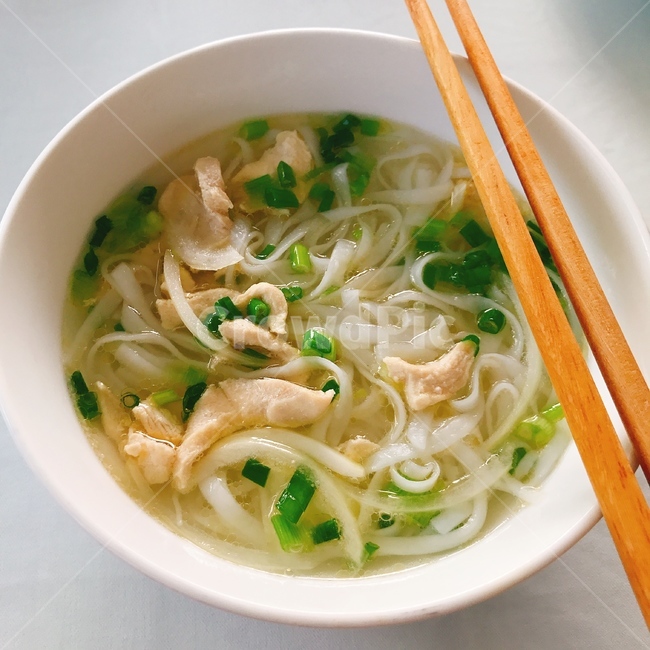 쌀국수,젓가락,베트남음식,베트남,닭,chicken,ricenoddle,chopsticks,vietnam,vietnamesfood