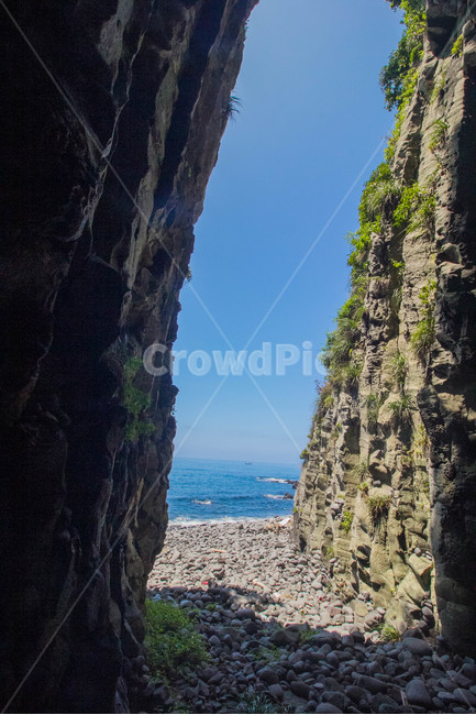 동굴,바다풍경,돌,틈,자연,풍경,바다,자연,풍경,nature,landscape,cave,ocean,대양,sea,outdoors,옥외,water,물,shoreline,해안선,coast,연안,cove,후미