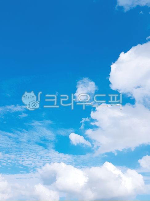하늘,파란하늘,푸른하늘,맑은하늘,하늘배경,하늘빛하늘,sky,자연,outdoors,azuresky,바탕화면,청량한,구름,cloud,weather,날씨,감성,색채,색감,lanscape,blue,nature,자연풍경,분위기,mood,landscape,색깔,색상