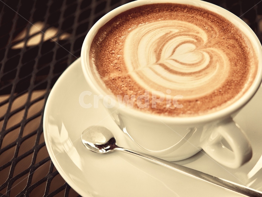 카페라떼,라떼아트,하트모양,커피컵,커피,컵,배경,뜨거운,흰색,테이블,아로마,카페,카푸치노,신선한,갈색,위,카페라떼아트,거품,도자기컵,카페인,음식,음료,티타임,커피타임,커피,카페,coffee,cafe,감성,sensible,feeling