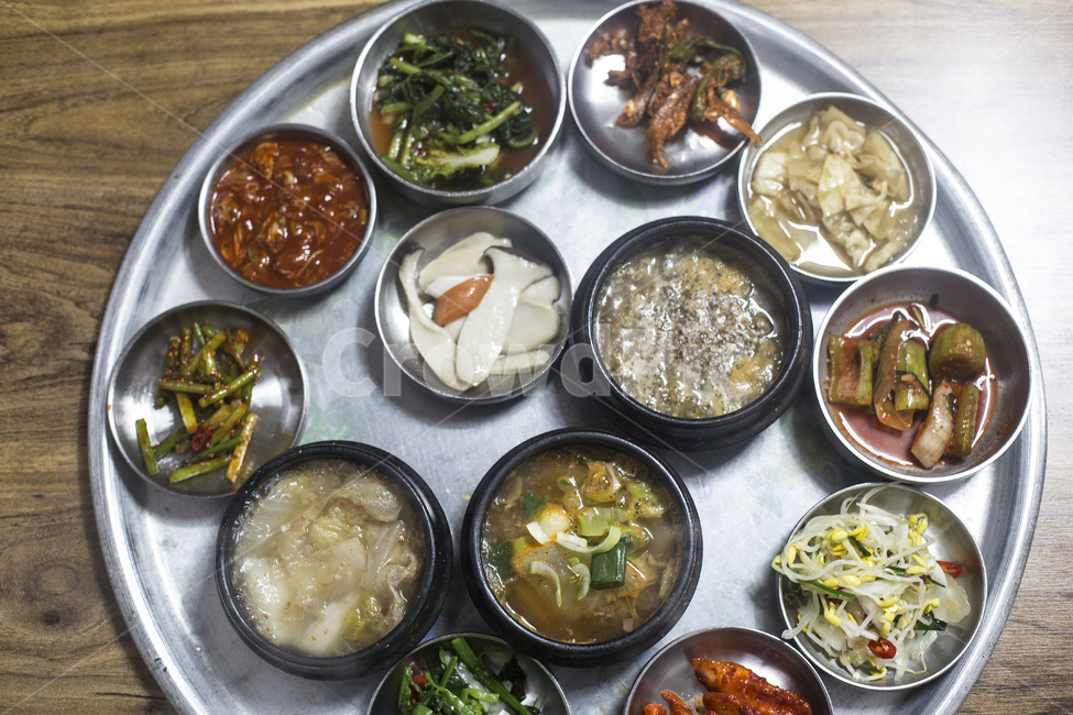 한국음식,밥상,시골밥상,시골,된장찌개,한상,요리,나물,식재로,건강음식,채식,슬로우푸드,건강식,쟁반,젖갈,마늘장아찌,버섯,도라지,콩나물,열무김치,오이김치,찌개,음식,음식,식재료,요리,food,cook,meal,dishes,food reserves,한식,한국음식,한국요리,korean food,korean dishes,korean meal,korean cook