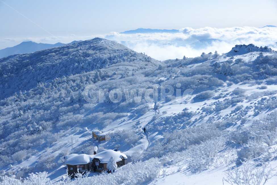 덕유산,설경,운해,풍경,무주,겨울,계절,winter,season,자연,풍경,nature,landscape,한국자연풍경,한국자연경관,korea nature landscape,outdoors,옥외,mountain,산,slope,경사