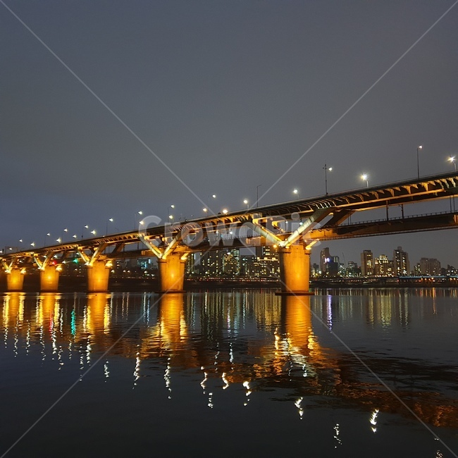 한강,한강야경,배경,감성,밤풍경,야경,밤,풍경,nightscape,night,landscape,건축물,건물외관,exterior,building,structure,architecture,construction,bridge,다리,건물,water,물,waterfront,워터 프론트