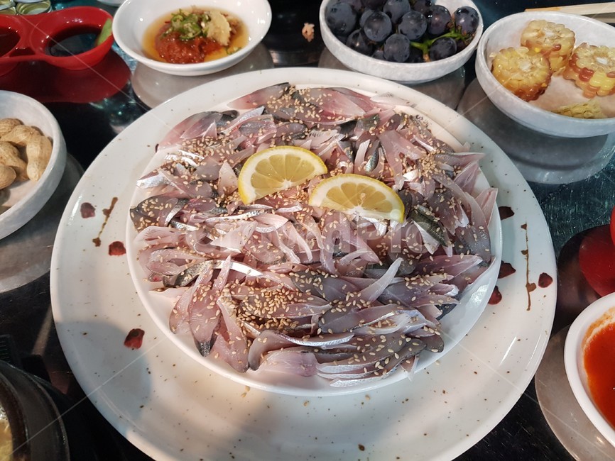 전어,전어회,회,음식,식사,술안주