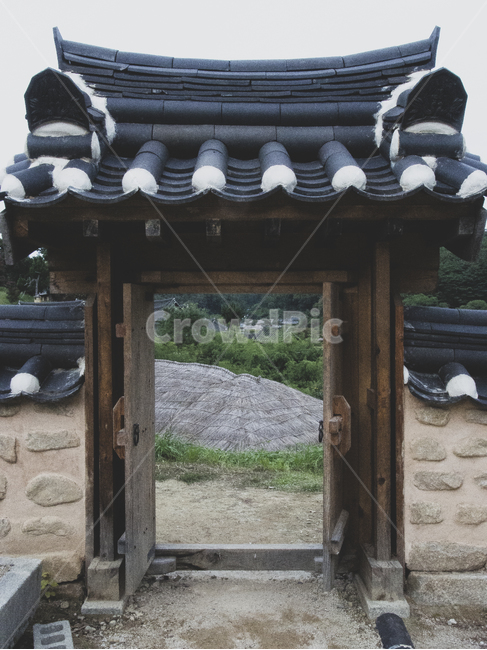 한옥,traditional,한국집,koreahouse,korea,문,한국전통,한국문화,korean traditional,korean culture,건축물,건물외관,exterior,building,structure,architecture,construction