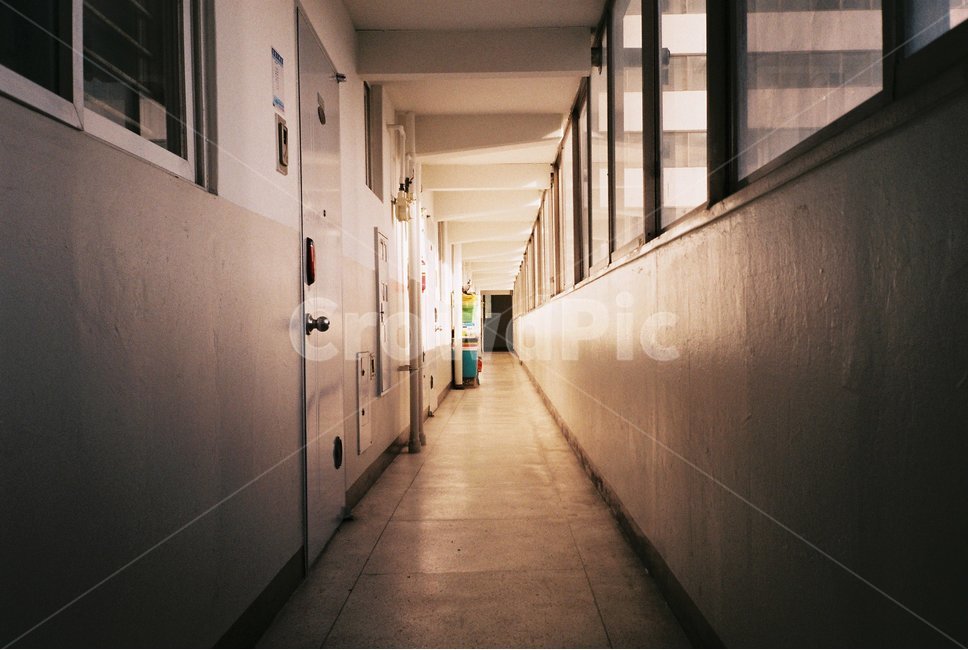 flooring,바닥,floor,corridor,복도,복도식아파트,urban,어반,building,건물,highrise,apartmentbuilding,아파트