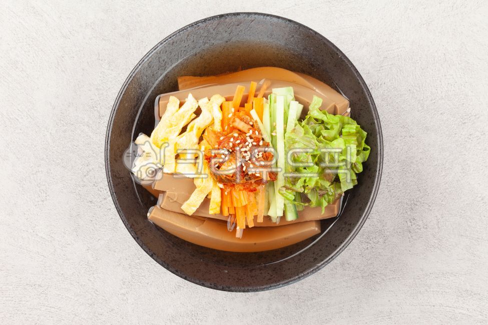 도토리묵,도토리,묵,한국음식,한국문화,음식,식사,식품,식료품,재료,식재료,음식재료,도토리묵밥,묵밥,도토리가루