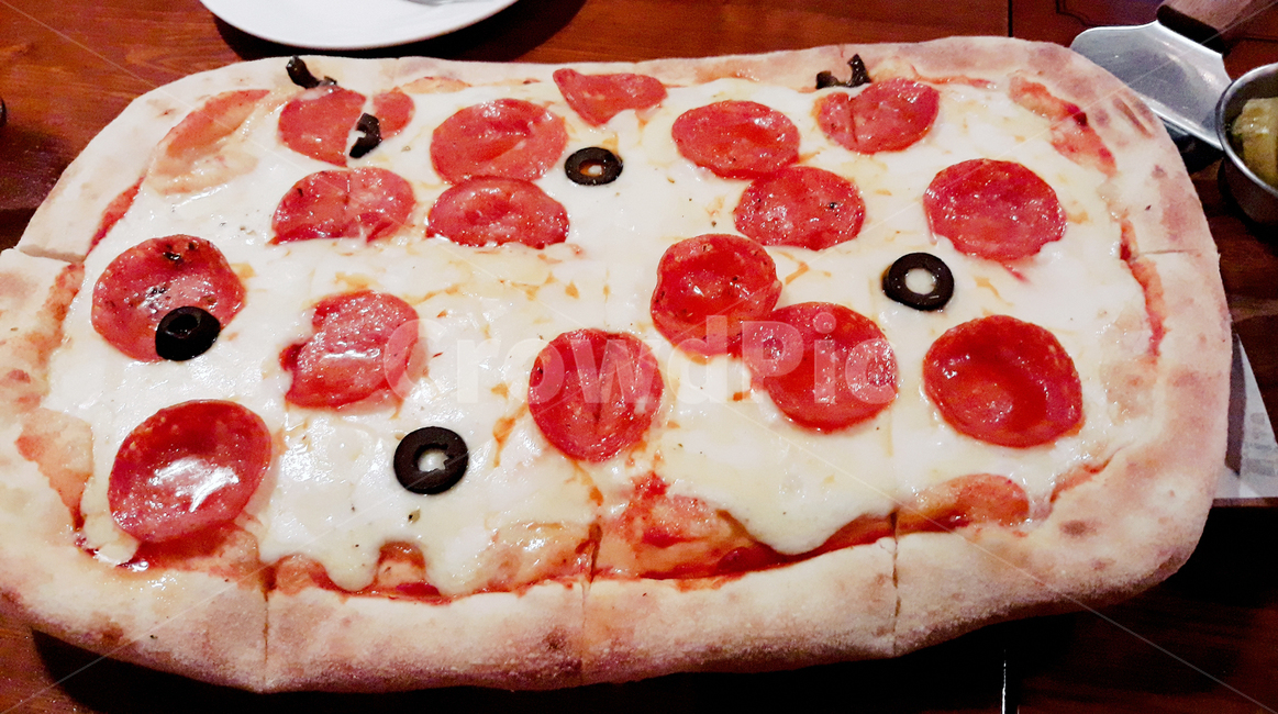 피자,pizza,페퍼로니피자,페퍼로니,치즈피자,안주,네모난피자,음식,식재료,요리,food,cook,meal,dishes,food reserves,양식,서양음식,서양요리,western food,western dishes,western meal,western cook