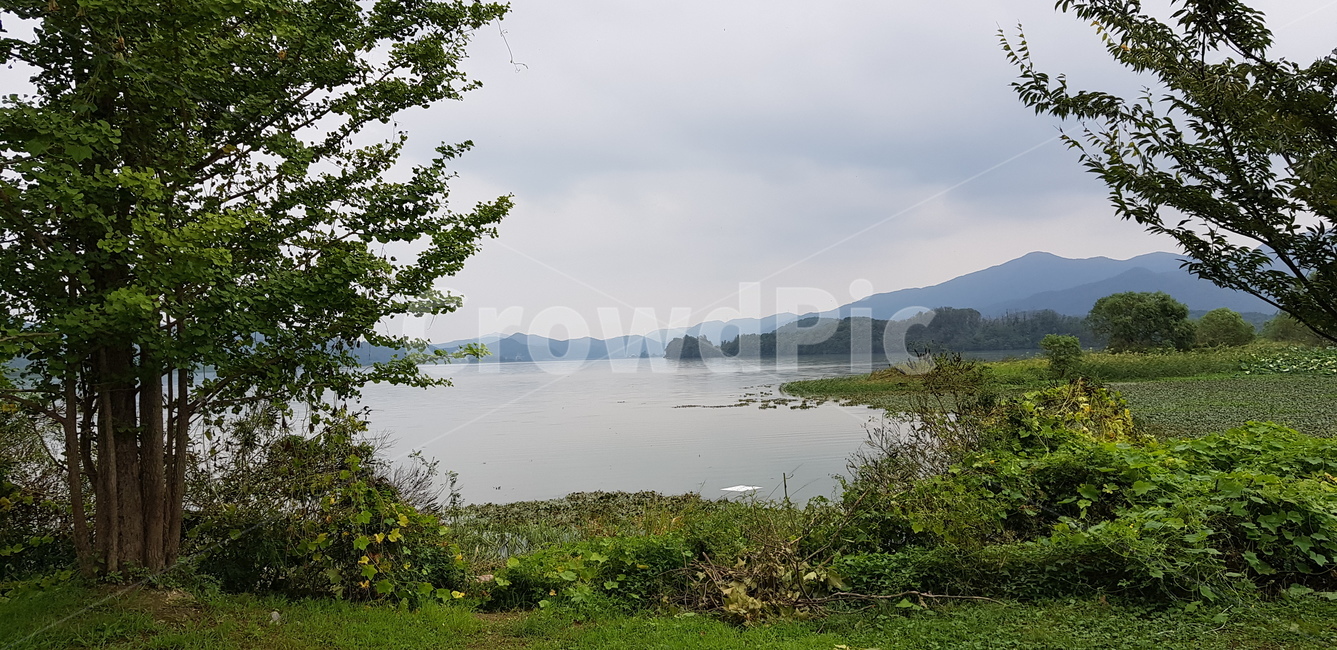 자연,물,땅,옥외,강,호수,나무,하늘,구름,맑음,나뭇잎,land,outdoors,water,자연,풍경,nature,landscape