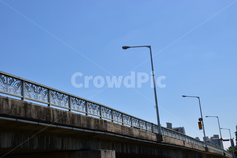 배경,아름다운,하늘,파란,다리,가로등,background,beautiful,sky,blue,bridge,streetlight,건축물,건물외관,exterior,building,structure,architecture,construction