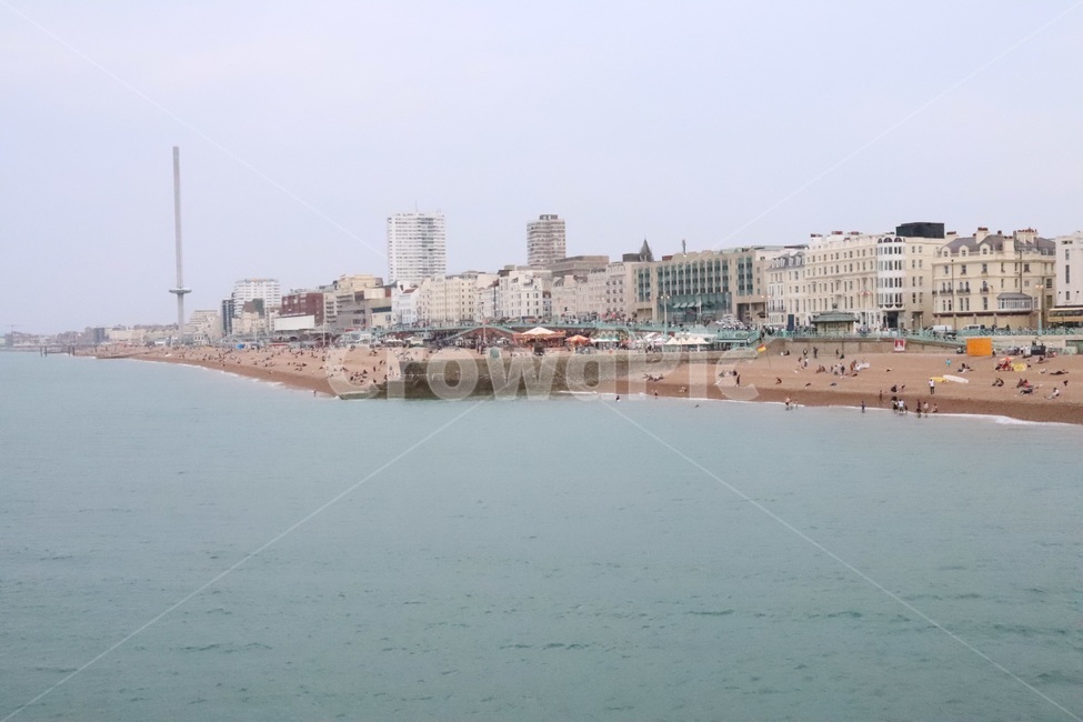 해안가,푸른바다,바다,구름,먹구름,해변,자연,풍경,영국,브라이턴,모래사장,물놀이