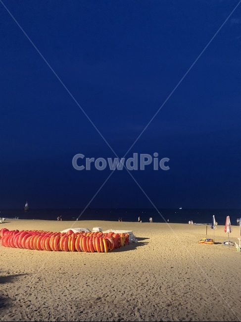 해변,바다,밤바다,모래사장,beach,ocean,sea,tube,튜브,nightbeach,nightsea,nightocean,sand