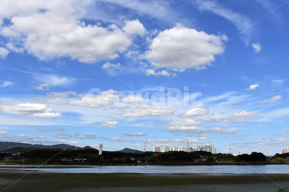 하늘,구름,청명,가을하늘,푸른하늘,파란하늘,도시,풍경,city,landscape,nature,자연,weather,날씨,sky,outdoors,옥외,cloud,cumulus,적운