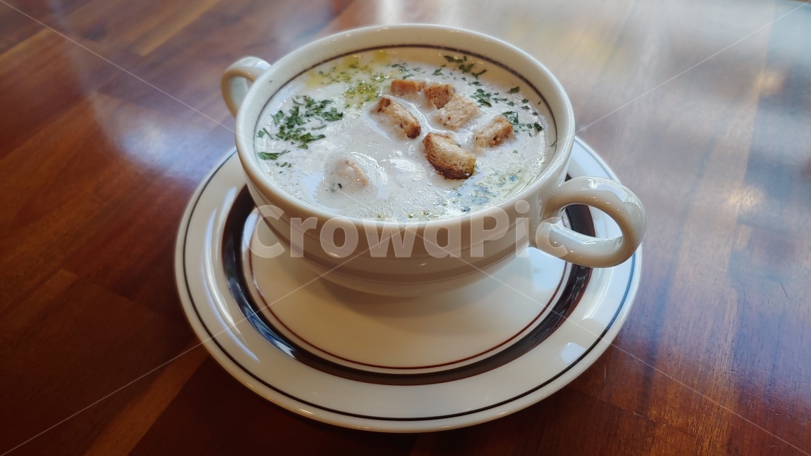 양송이스프,버섯스프,스프,유리잔,유리컵,애피타이저,soup