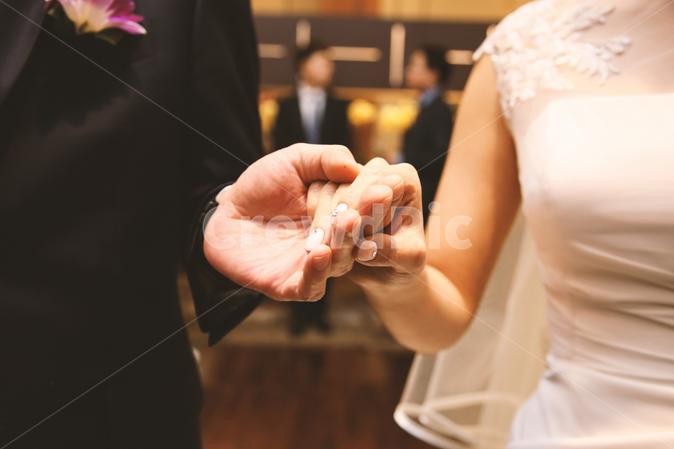 결혼,아버지,사랑,감사,결혼식,marriage,wedding,anniversary,couple,love,lover,행진,입장,신부,축하,celebrate,사람,인물,인간,human,person,신체일부,몸,body,연인,커플,사랑,lover,couple,결혼,혼례,웨딩,wedding,marriage,marry,기념일,축하,anniversary,congratulation,celebrate,celebration