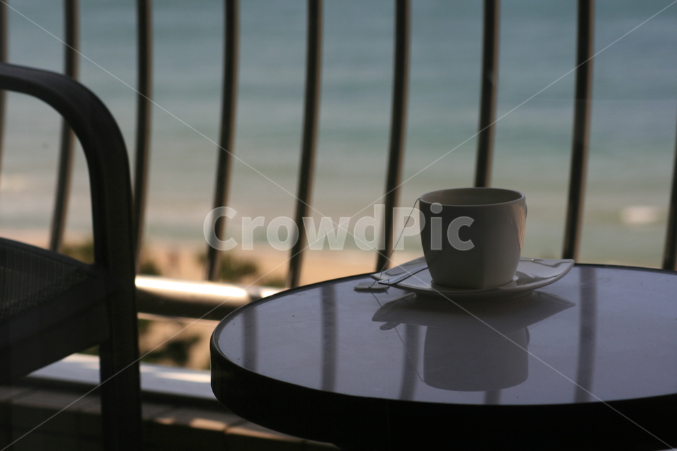 바다,해안선,물,대양,해안,sea,ocean,water,land,나라,nature,자연,호텔,커피,풍경,휴양,휴식,테이블,table,coffee,cup,컵,차,찻잔,tea,teacup,테라스