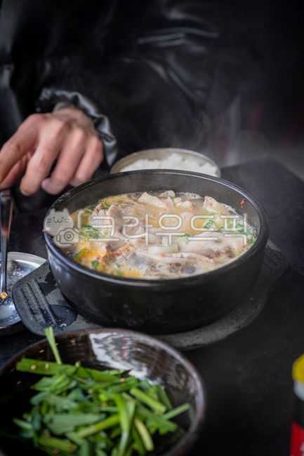 Gukbap,Sundae Gukbap,Gukbap restaurant,Pork Gukbap,Restaurant,Ttukbaegi,Old store,Soup dish,Korean food