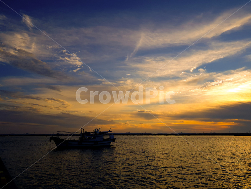 남당리,바다,풍경,배,노을,일몰,구름,산업,industry,industrial,어업,fishery,fishing industry