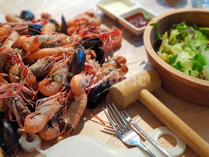 음식,식재료,플레이팅,요리,food,foodporn,plaiting,meal,cook,dish,접시,새우,홍합,shrimp,mussel,음식,식재료,요리,food,cook,meal,dishes,food reserves,수산물,해산물,fishery products,seafood