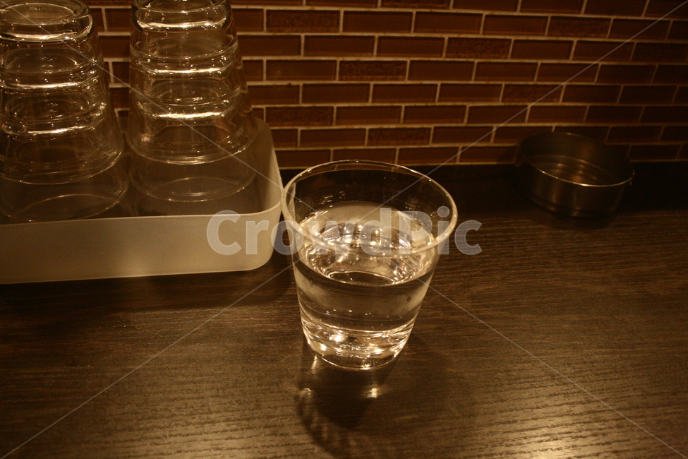 음식점,물컵,단순함,목마름,기다림,음료수,drink,beverage