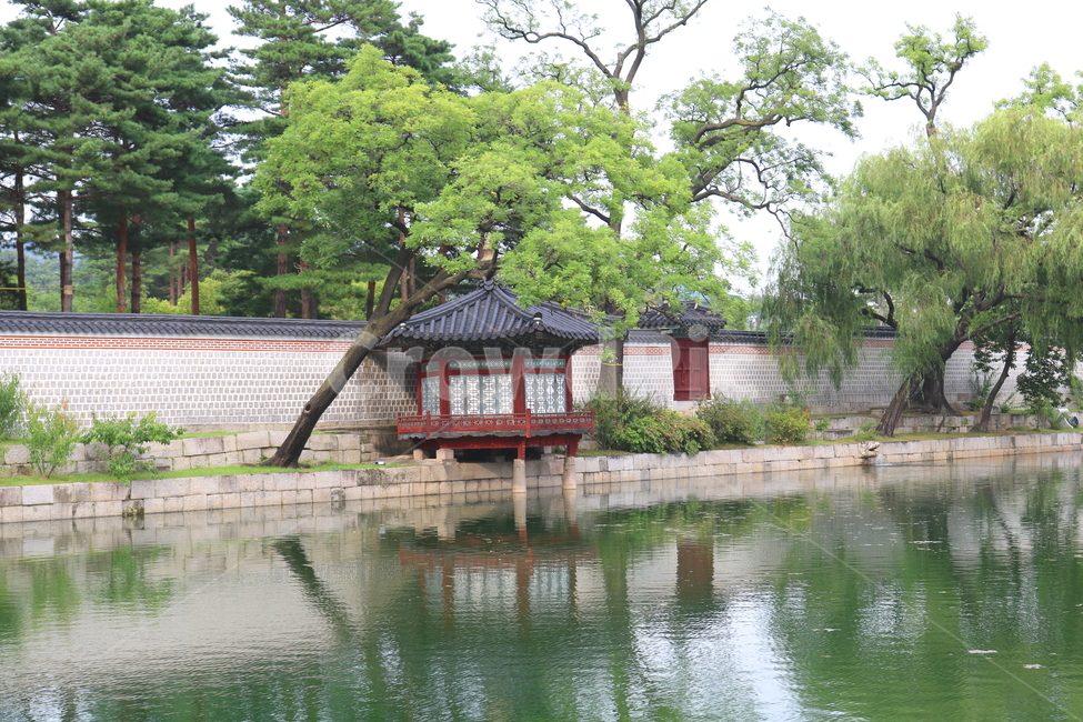 경복궁,팔각정,연못,광화문,나무,물,서울,한국전통,한국문화,korean traditional,korean culture,랜드마크,landmark,tourist attraction,한국랜드마크,한국관광지,한국명소,korea landmark,korea tourist attraction