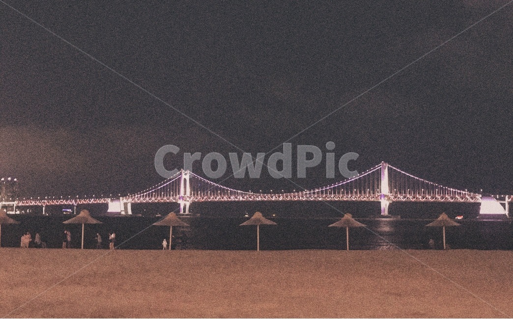 광안리,광안대교,부산,부산여행,야경,바다,밤바다,데이트,해변,바다,beach,sea,야경,밤,풍경,nightscape,night,landscape,랜드마크,landmark,tourist attraction,한국랜드마크,한국관광지,한국명소,korea landmark,korea tourist attraction,감성,sensible,feeling,building,건물,bridge,다리