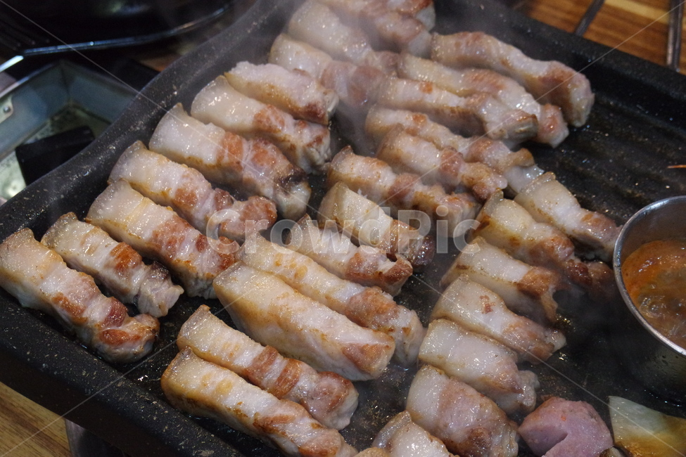 돼지고기,흑돼지,흑돼지구이,오겹살,삼겹살,삼겹살구이,음식,food,음식,식재료,요리,food,cook,meal,dishes,food reserves,육류,고기,meat