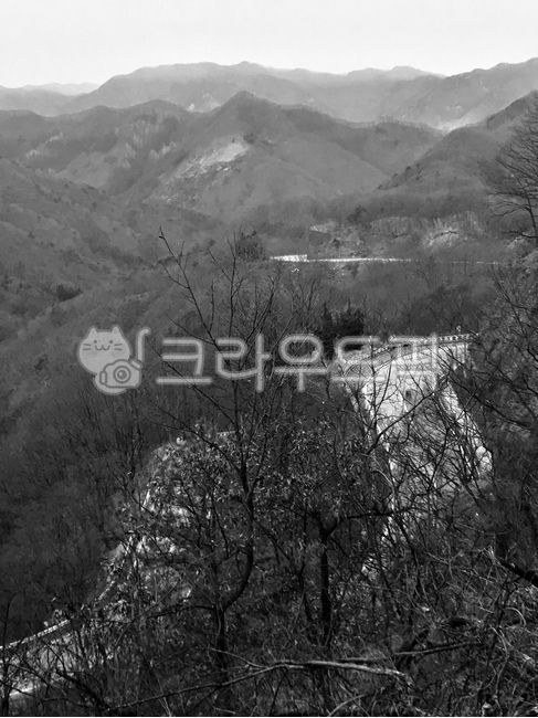 mountain,Drive course,sand ash,winding road,mountain range,winter road