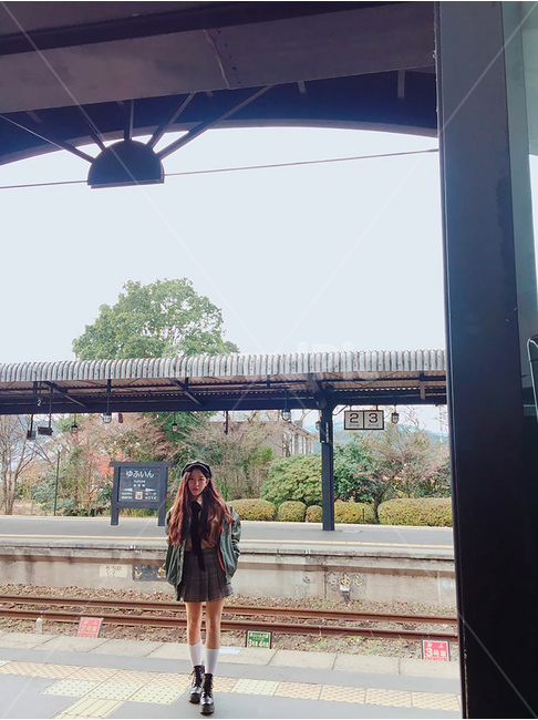 역,후쿠오카,일본,사람,겨울,사람,인물,인간,human,person,여성,여자,woman,female,lady,여행,휴가,traveling,vacation,trip,패션스타일,의상,fashion,style
