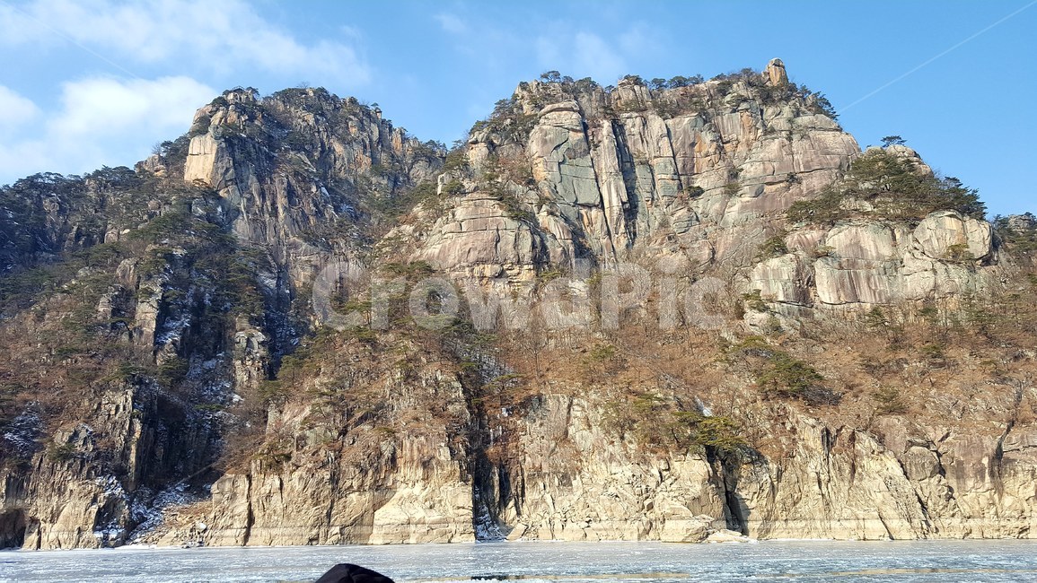 충주호,겨울충주호,충주호얼음,눈내린호수,눈내린충주호