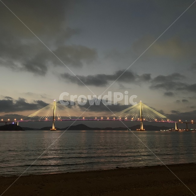 다리,대교,야경,불빛,바다,자연,풍경,nature,landscape,한국자연풍경,한국자연경관,korea nature landscape,해변,바다,beach,sea,building,건물,bridge