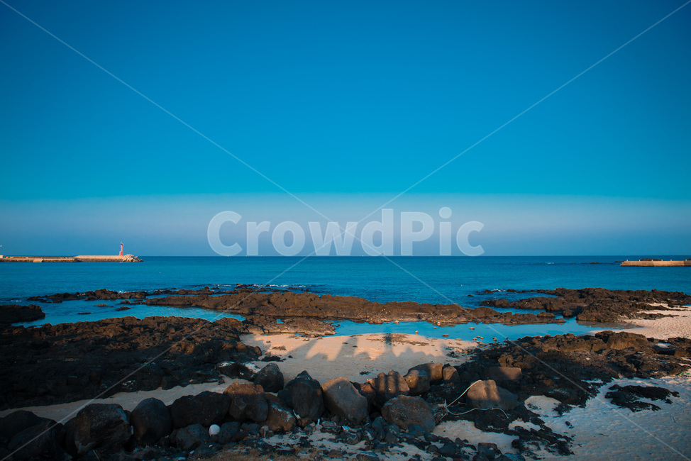 제주도,바다,풍경,수평선,하늘,파도,자연,풍경,nature,landscape,한국자연풍경,한국자연경관,korea nature landscape,제주도,jeju,jeju island,rubble,파편,architecture,건축물,building,건물,tower,탑