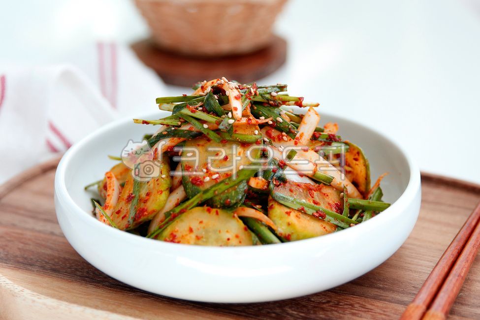 오이무침,오이부추무침,오이,부추,오이겉절이,겉절이,반찬,요리,음식,koreafood,음식,식재료,요리,food,cook,meal,dishes,food reserves