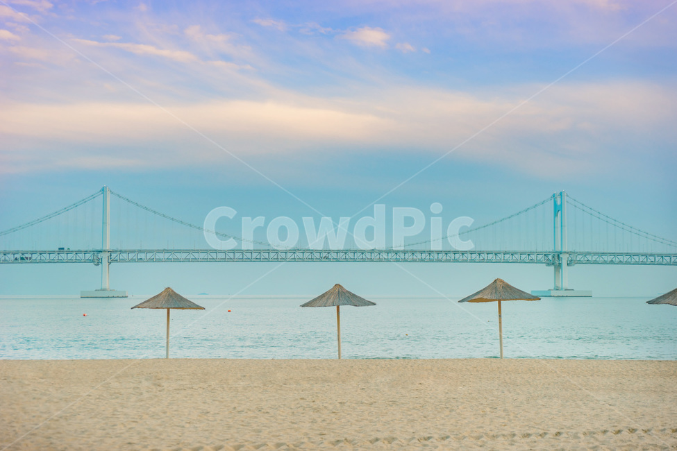 하늘,광안대교,beach,부산,바다,색감,그라데이션,sky,sea,풍경,모래사장,자연,풍경,nature,landscape,한국자연풍경,한국자연경관,korea nature landscape,해변,바다,beach,sea,랜드마크,landmark,tourist attraction,한국랜드마크,한국관광지,한국명소,korea landmark,korea tourist attraction,색깔,색상,색채,색감,color sense,color sensitivity,feeling of color,building,건물