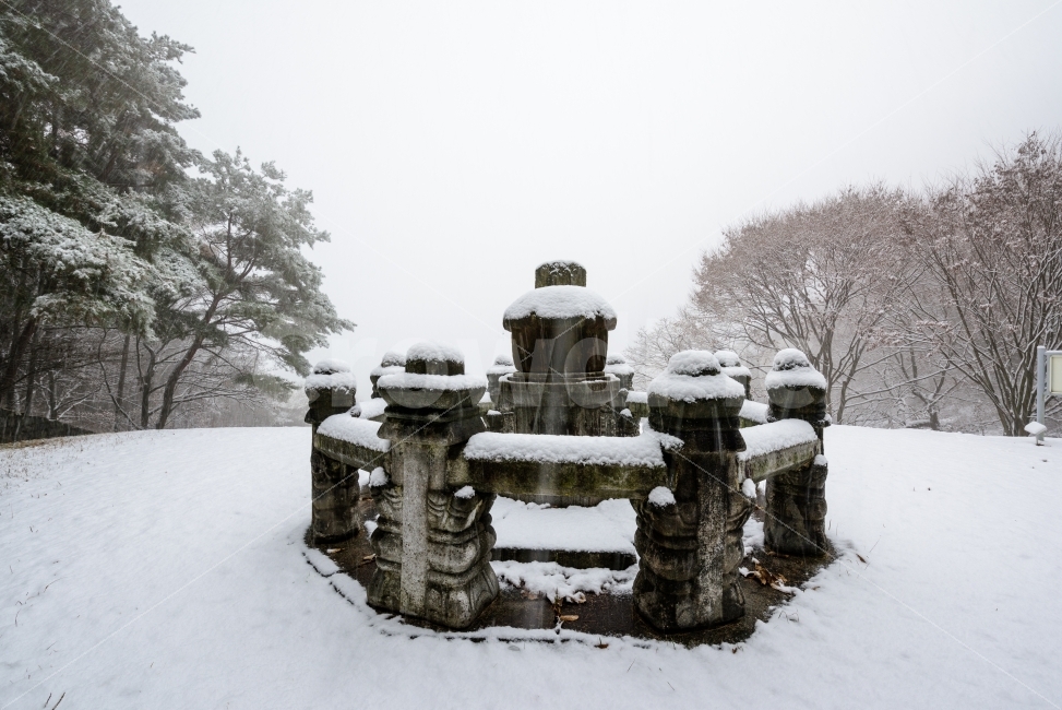 문화재,태조태실,태조이성계,풍경,설경,겨울,계절,winter,season,한국전통,한국문화,korean traditional,korean culture