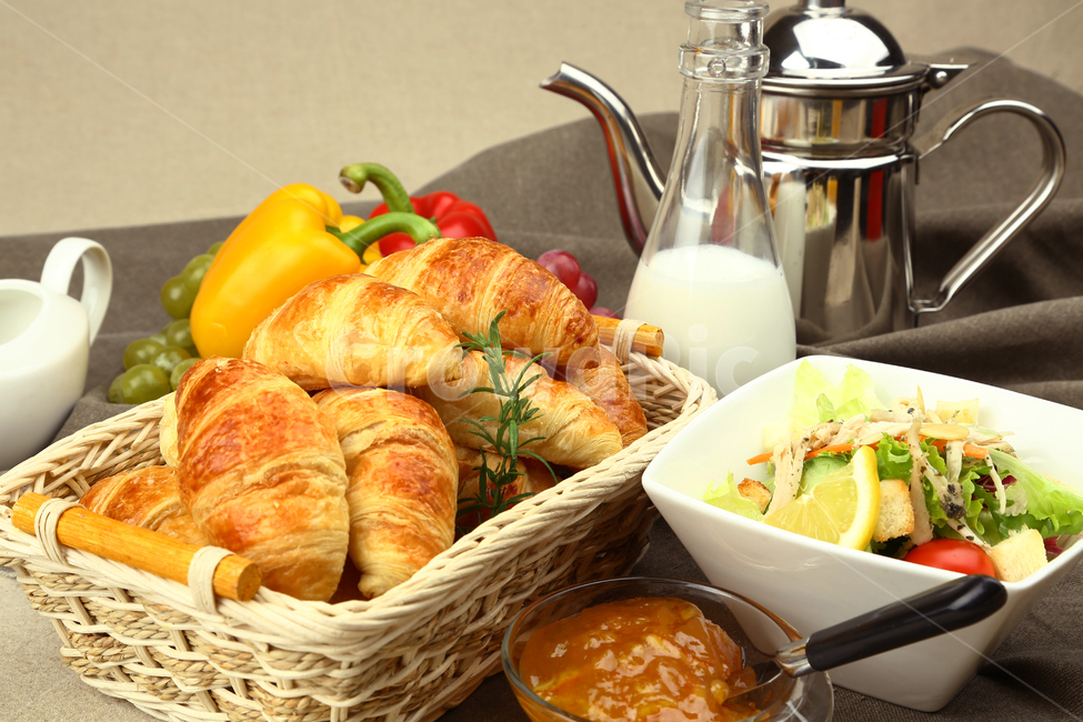 빵,크로와상,베이킹,식품,음식,식사,아침식사,샌드위치,bread,croissant,baking,food,meal,breakfast,sandwich,음식,식재료,요리,food,cook,meal,dishes,food reserves,빵,bread,디저트,간식,후식,dessert,snack,연출,컨셉,콘셉,direction,concept