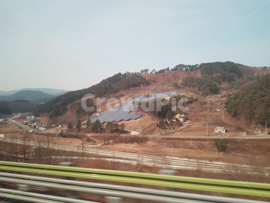 고속도로,태양열전지판,산,언덕,나무,배경화면,풍경