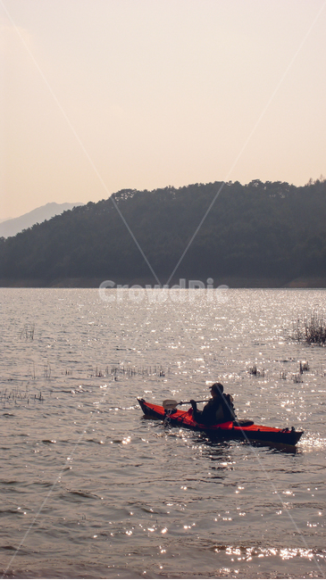 강물,배,하늘,교통,카약,kayak,노젓는배,canoe,레저
