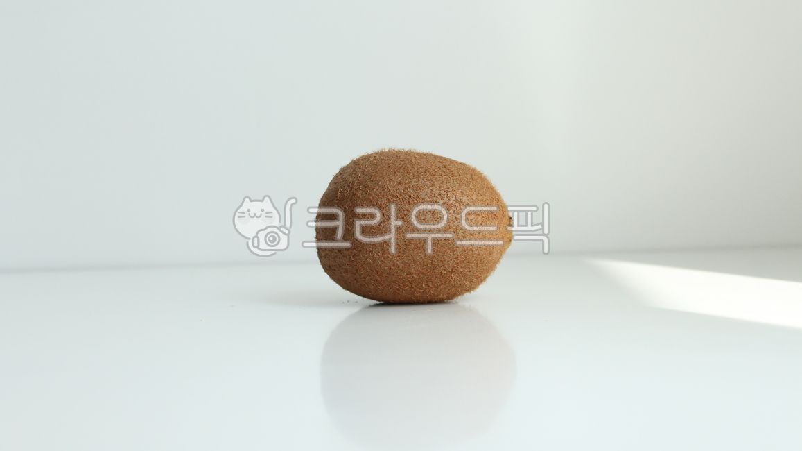 키위,골드키위,열대과일,과일,여름과일,여름,제철과일,비타민,식재료,요리,food,cook,meal,dishes,foodreserve,열매,fruit,kiwi,goldkiwi,vitamin