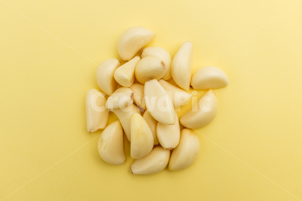 마늘,생마늘,채소,마늘쪽,식물,구근식물,야채,건강한,음식,날것,재료,식재료,음식재료,양념,클로즈업,신선한,식품,잘익은,매운,노란색,향,채식,식용