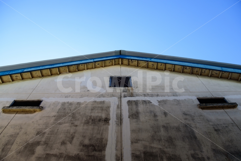 High,look up,old,storage,low angle,building