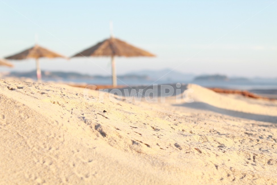 모래사장,모래,바다,해수욕장,파라솔,사막,자연,풍경,nature,landscape,해변,바다,beach,sea,감성,sensible,feeling,soil,흙,sand,outdoors,옥외